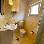 Lara Apartment *
