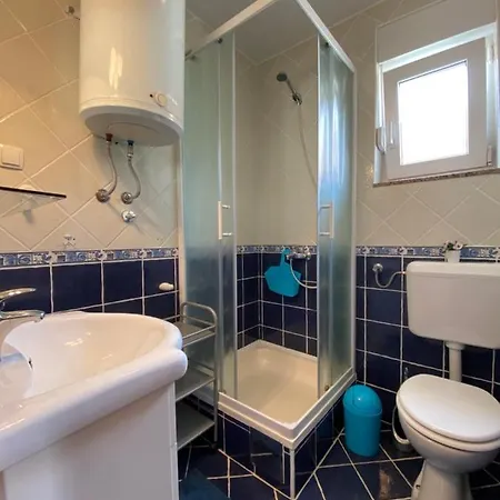 Lara Appartement Rab Town