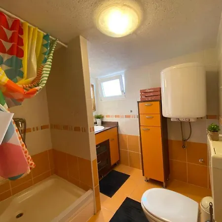 Lara Apartmán Rab Town