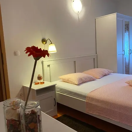 Daire Apartment Lara *