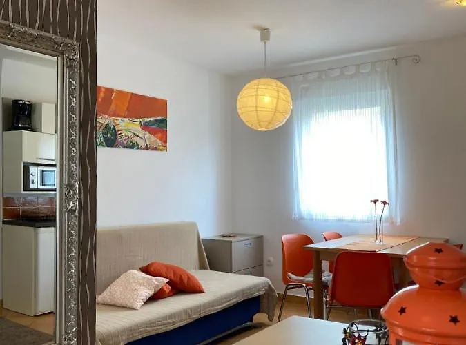 Lara Apartman